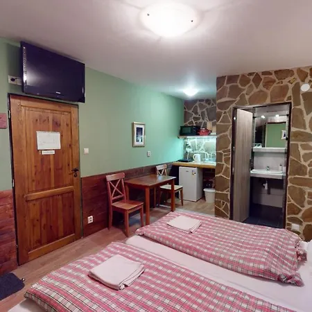 Apartment Ride Pub Drienica